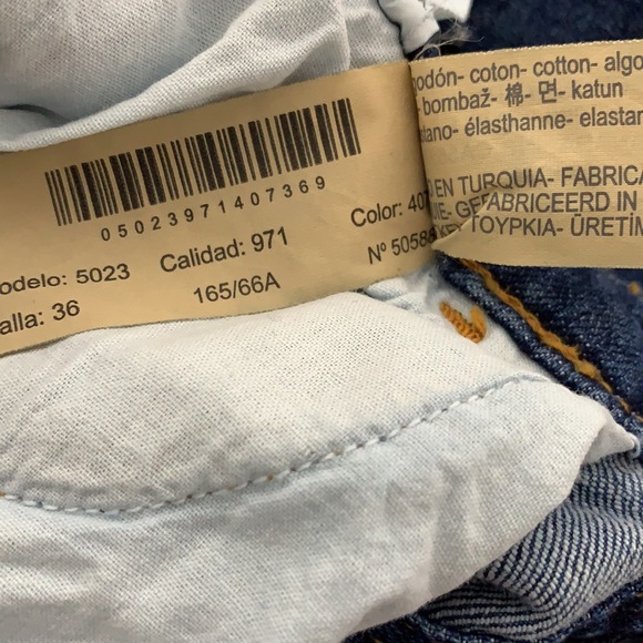 Massimo Dutti Relaxed Fit Jeans - Picture 7 of 7